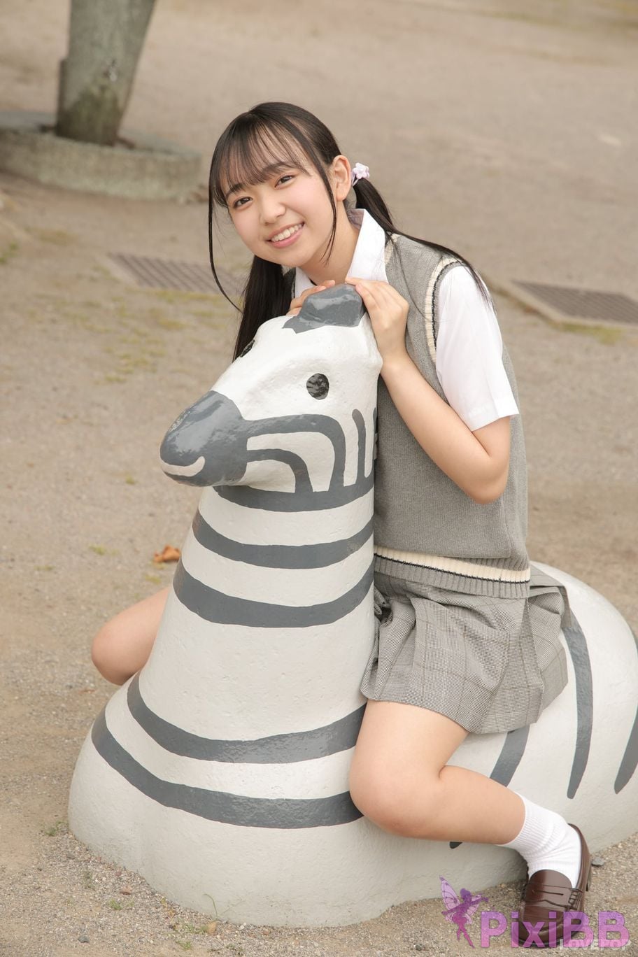 Japanese Idol Yui Iruma Lovepop Photosets Part 1 PixiBB.COM 1896