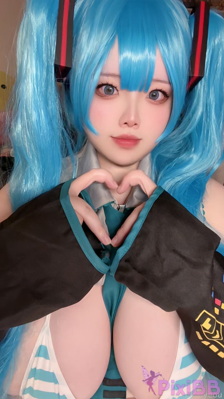 Miniyeou Hatsune Miku PixiBB.COM 1