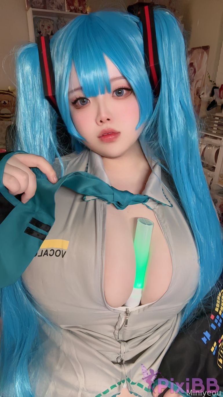Miniyeou Hatsune Miku PixiBB.COM