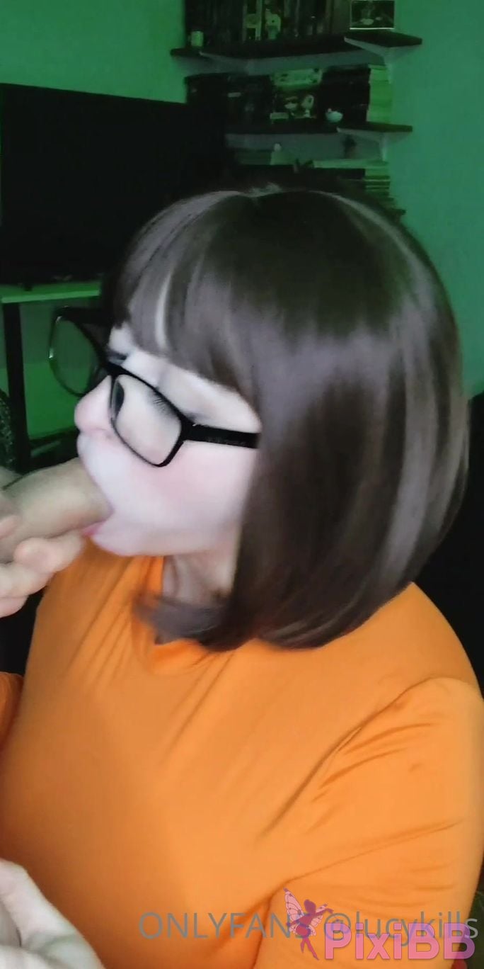 Lucy Skills Velma Dinkley Video PixiBB.COM 003