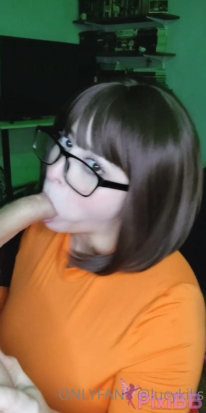 Lucy Skills Velma Dinkley Video PixiBB.COM 004